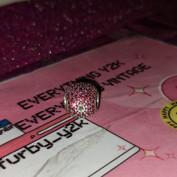 Snow White's Apple Pandora Charm Sterling Silver - Picture 2 of 6